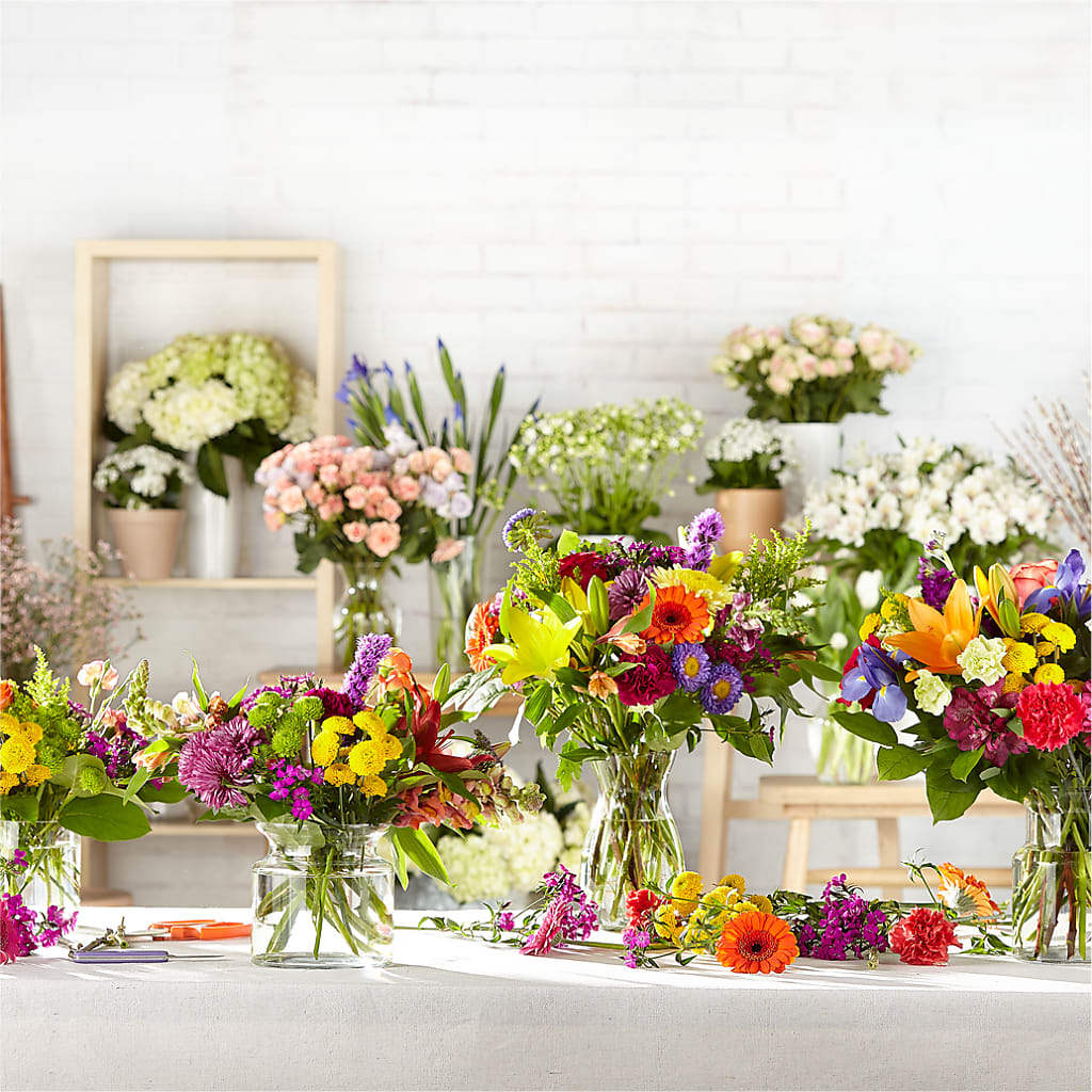 Bold & Bright – A Florist Original – LAKELINE FLORIST & GIFTS, Austin TX