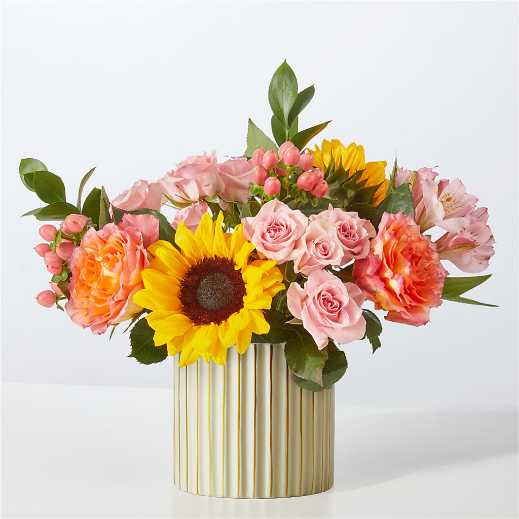 Sun's Out Bouquet – LAKELINE FLORIST & GIFTS, Austin TX