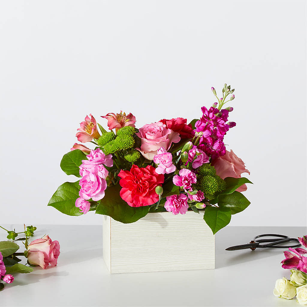 Sweetberry Box – A Florist Original – LAKELINE FLORIST & GIFTS, Austin TX
