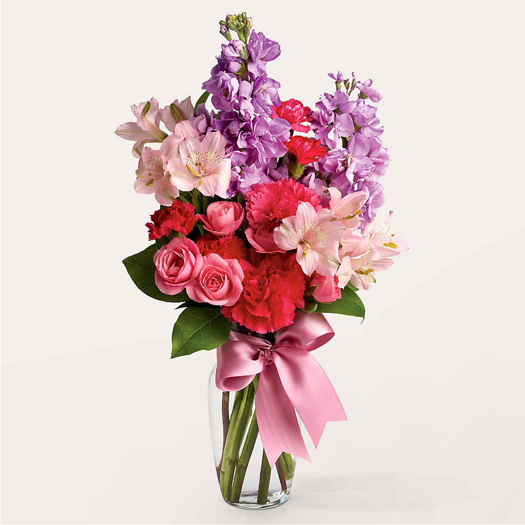 Main Character Bouquet – LAKELINE FLORIST & GIFTS, Austin TX
