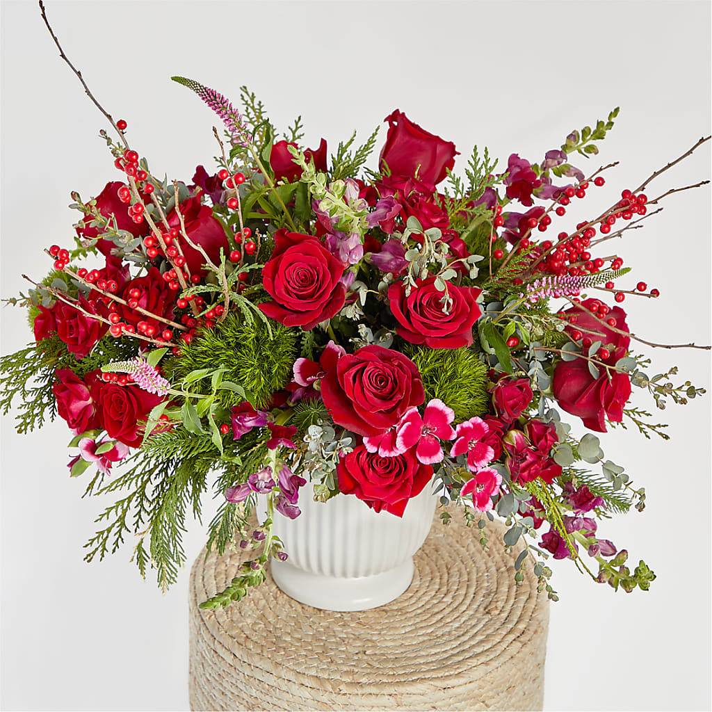Big Red Bow Bouquet – LAKELINE FLORIST & GIFTS, Austin TX