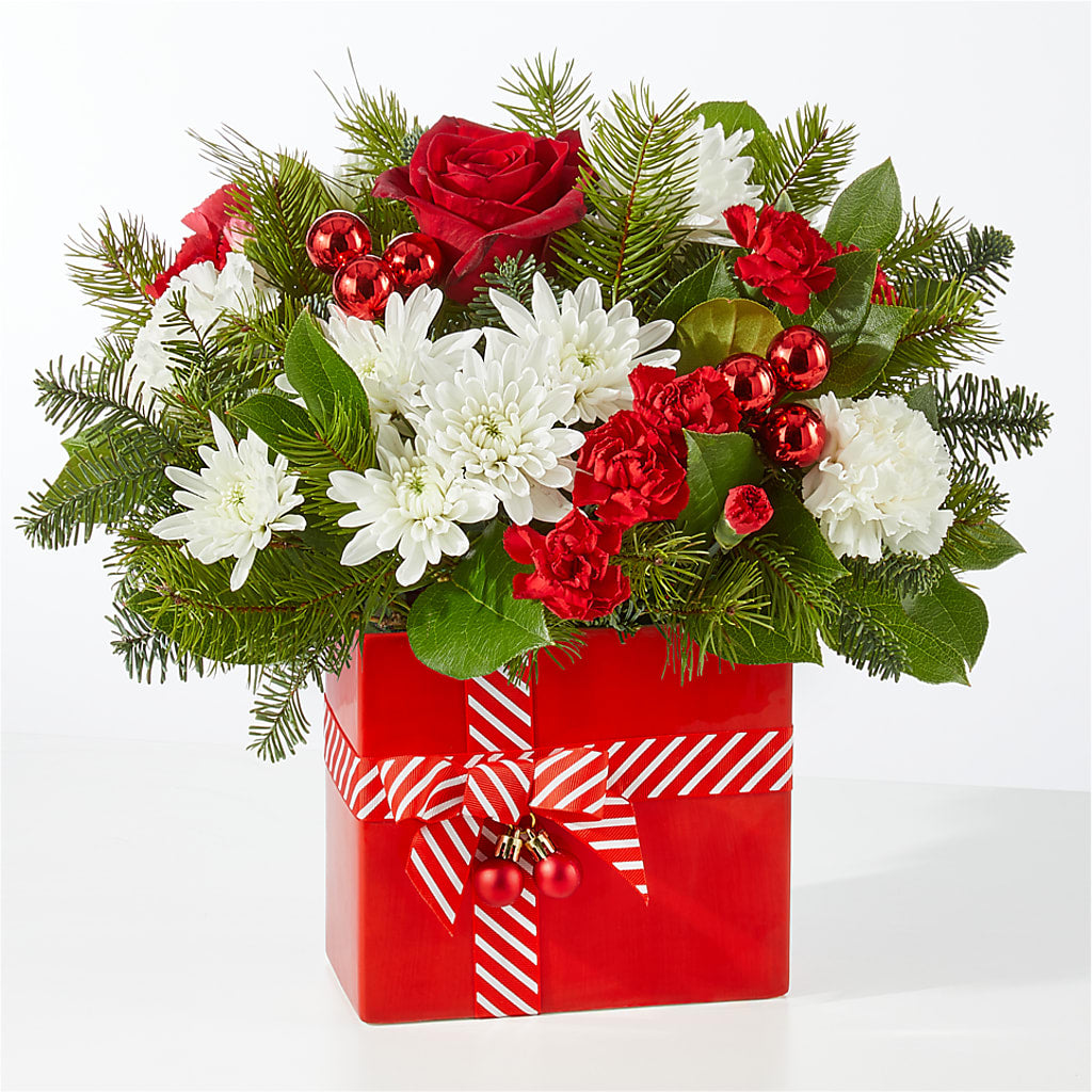 Presents Under the Tree Bouquet – LAKELINE FLORIST & GIFTS, Austin TX