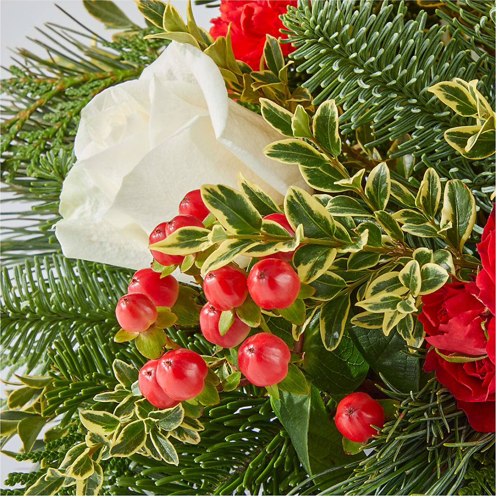 December Dreams Centerpiece – LAKELINE FLORIST & GIFTS, Austin TX