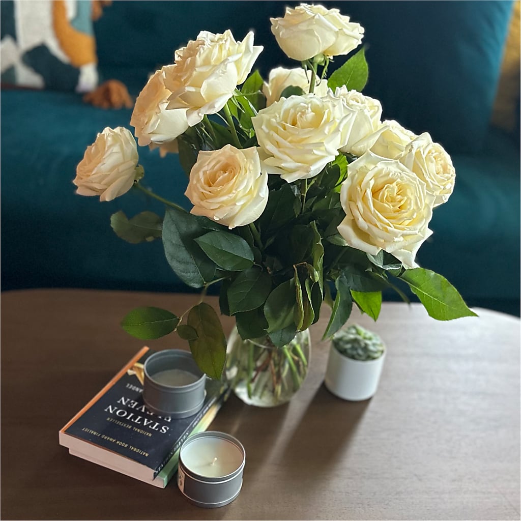 Long Stem Yellow Rose Bouquet – LAKELINE FLORIST & GIFTS, Austin TX