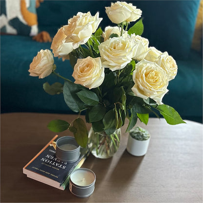 Long Stem Yellow Rose Bouquet – LAKELINE FLORIST & GIFTS, Austin TX