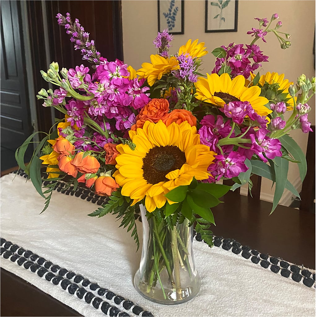 Rays of Life Bouquet – LAKELINE FLORIST & GIFTS, Austin TX