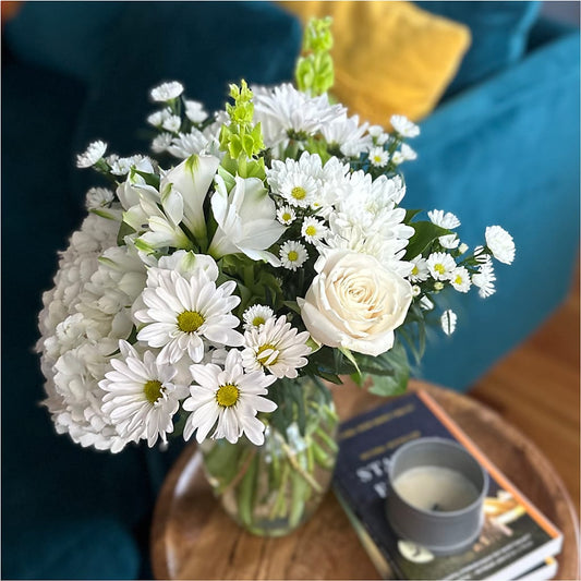 Classic Ivory – A Florist Original – LAKELINE FLORIST & GIFTS, Austin TX