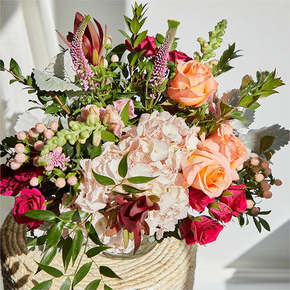 Glitz & Glam Bouquet – LAKELINE FLORIST & GIFTS, Austin TX