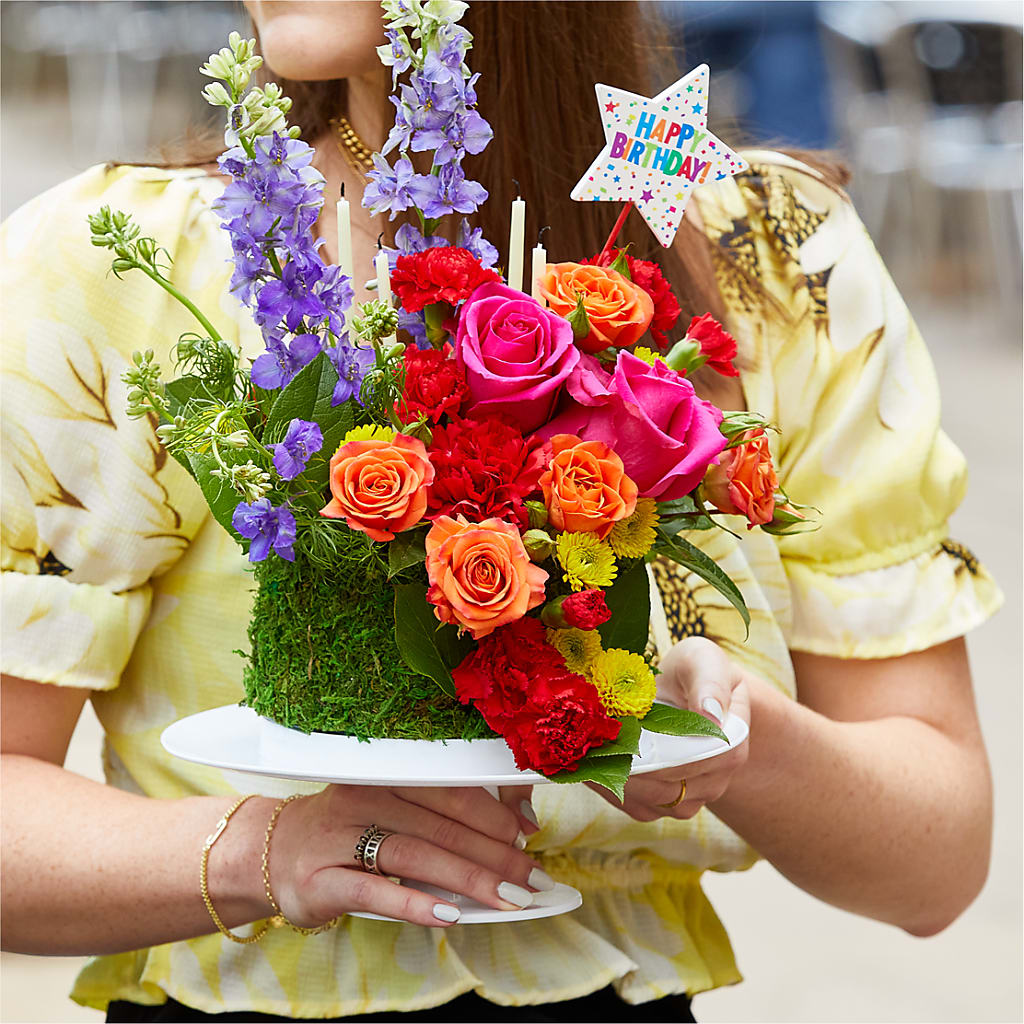 Best Year Yet Floral Cake – LAKELINE FLORIST & GIFTS, Austin TX